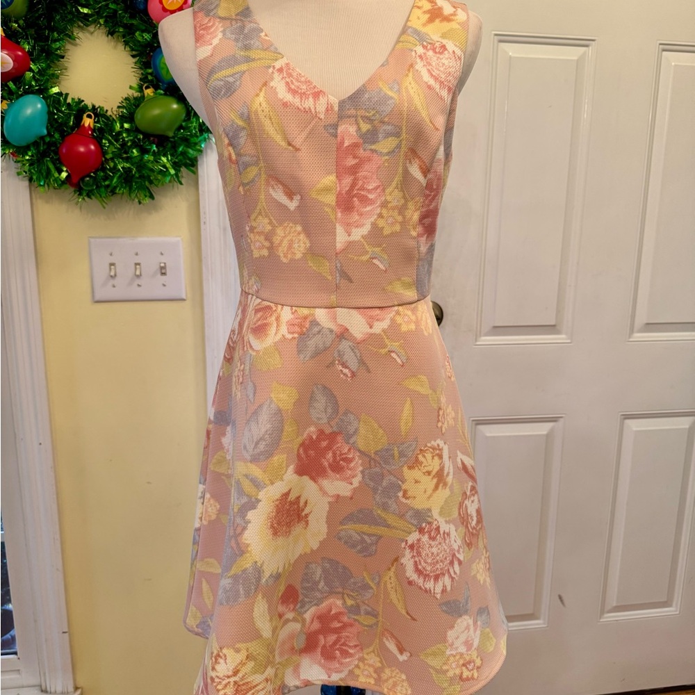 ModCloth. Floral Sleeveless Dress